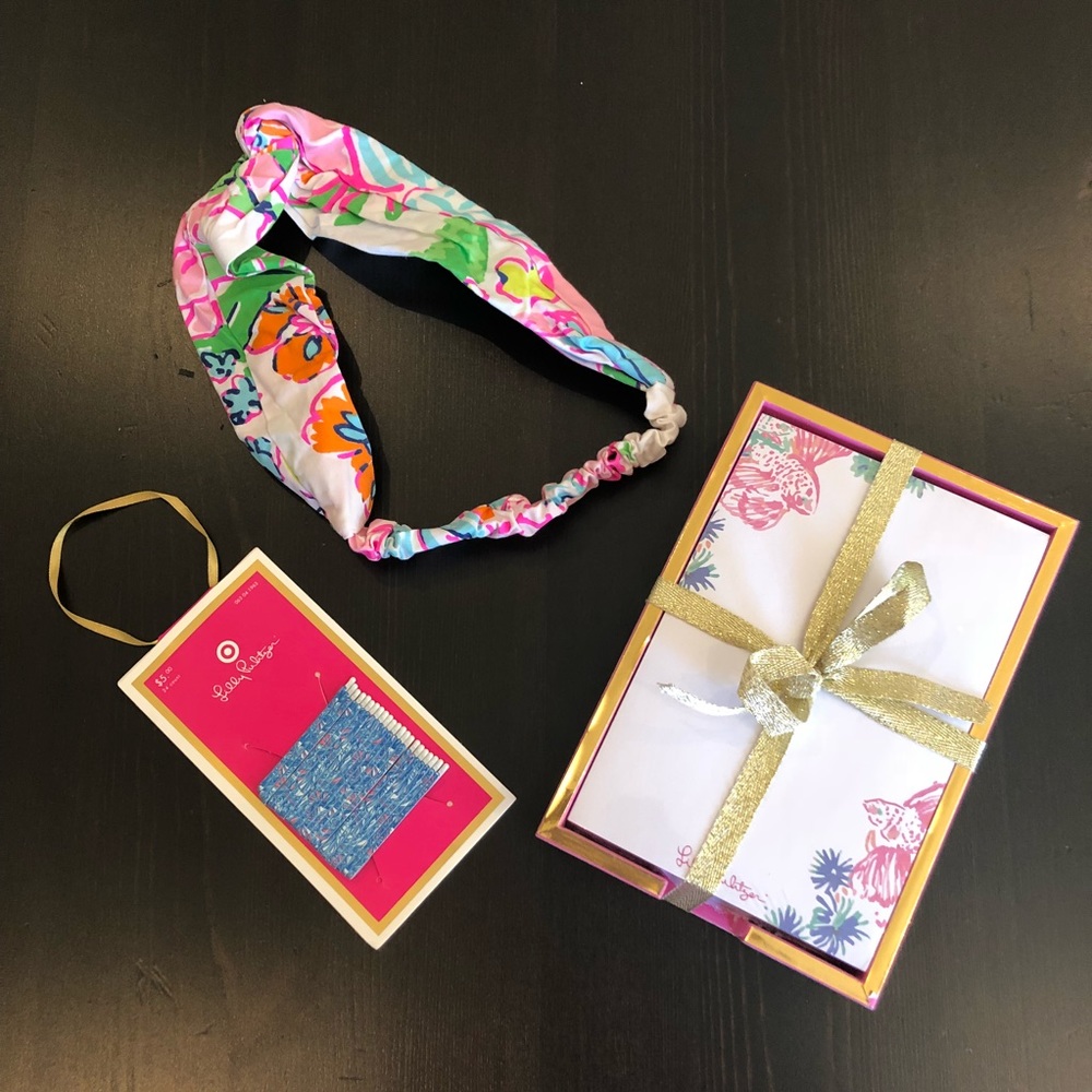🎊SOLD🎊Bundle of LILLY PULITZER Accessories.